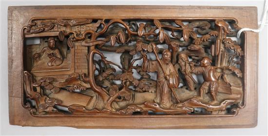An 18th century Chinese carved boxwood figure panel 20 x 10cm